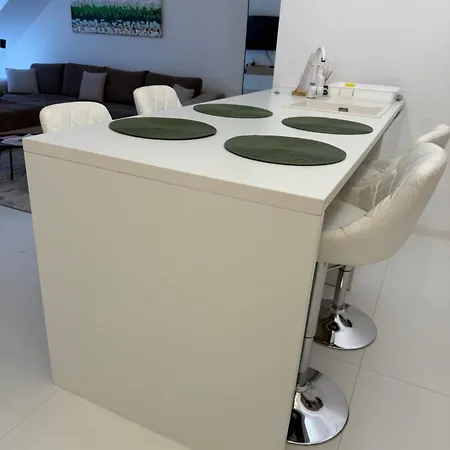 Christy's House דירה דברצן