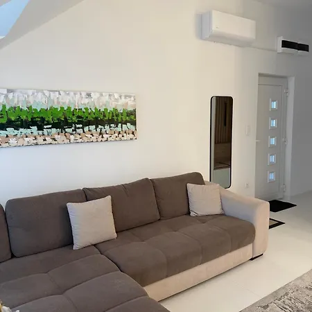 דירה Christy's House דברצן